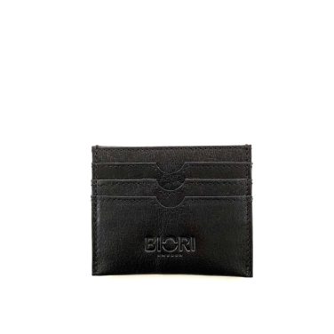 Framsida av Korthållare skinn Biori 5134S i svart som rymmer 6 kreditkort och några sedlar i toppen. RFID skydd mot skimming.
