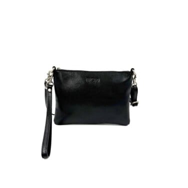 Svart handväska med dragkedja upptill, axelrem och handledsrem